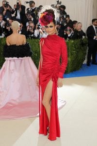 even-thandie-newton-couldnt-pull-off-this-one-sleeve-dress